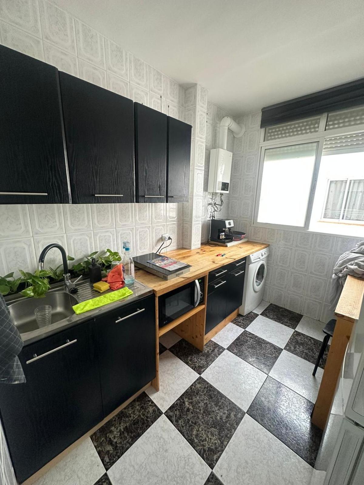 Habitacion 3 - 3 Planta Sin Ascensor En Piso Compartido No Es Piso Entero! Fuengirola Dış mekan fotoğraf